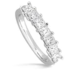 18k White Gold Diamond Wedding Band.
