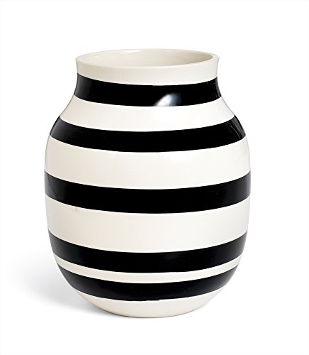 Kahler Omaggio Ceramic Vase - Height 200mm (7.9 In.) Diameter 165mm (6.5 In.) - Handmade Faience (White / Black)