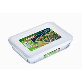Pyrex Rectangular Dish with Plastic Lid, 0.8L
