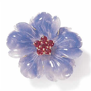 14kt Flower Pin W Lavender Agate Pedals & Rhodolite Garnet