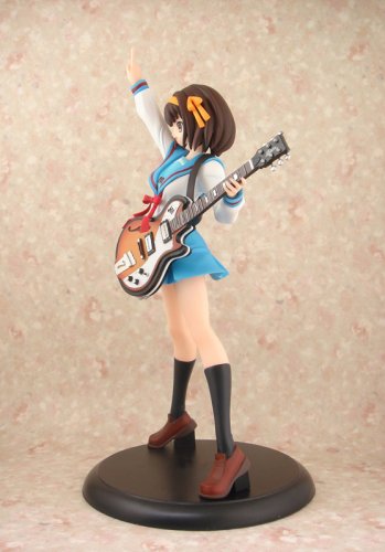 涼宮ハルヒの憂鬱 涼宮ハルヒ 制服Ver. (1/6スケールPVC塗装済み完成品)