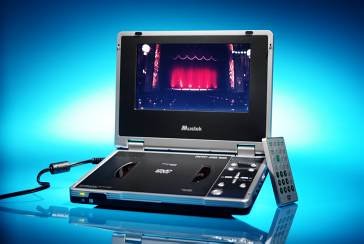 Childrens Toyshop  Electronics : Mustek PL407H - 7inch Portable DVD Player