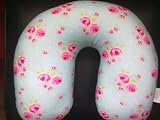 Comfi microbead squishy neck travel cushion (Pale blue pink petal) Neck pillow