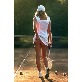 Maxi Poster Featuring the Iconic Tennis Girl Photo 61x91.5cm