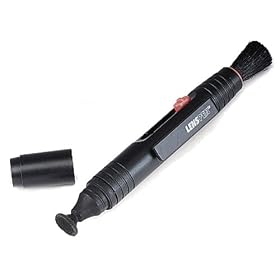 Click here to buy DURAGADGET Ultra-fine Anti-Static Brush & Lens Cleaner For Canon EOS 550d by DURAGADGET.