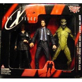 McFarlane Toys The X-Files Mulder, Scully & Attack Alien