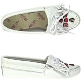 Minnetonka Moccasin Women's Thunderbird SoftSole (White Smooth 8.0 M)