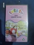 Review   / Tots TV - Tiny Leaves Home