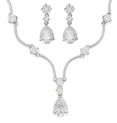 JanKuo Jewelry Silver Tone Prom, Bridal Cubic Zirconia Tear Drop Necklace Set with Earrings Ship in Gift Box. JanKuo Jewelry Silver Tone Prom, Bridal Cubic Zirconia Tear Drop Necklace Set with Earrings Ship in Gift Box.