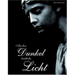 Aus dem Dunkel bricht das Licht: Fotografien aus Europas gr��tem Parkfriedhof
