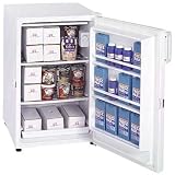 Review Summit  / Summit FS56L 5.0 cu. ft. Counter-Depth Upright Freezer with Manual Defrost, 2 Wire Shelves, Door Storage and Side Lock
