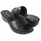 Karen Scott Clemens Black wedges