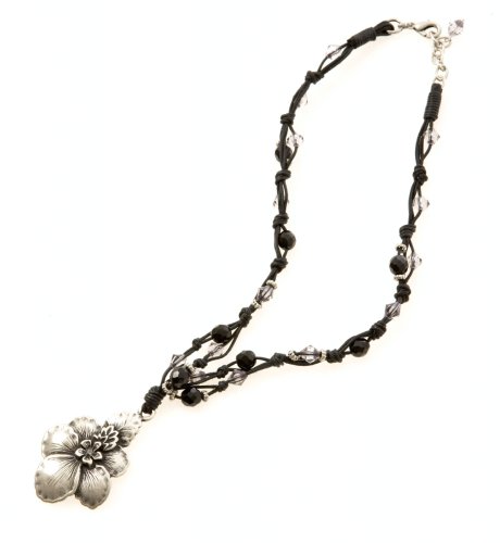 Per Una Floral Pendant Necklace