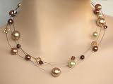 Collier Perlenkette Swarovski Kristallen - Schimmernde Glasperlen und funkelnde Swarovski Kristalle auf Stahlseide gefaedelt braun 607