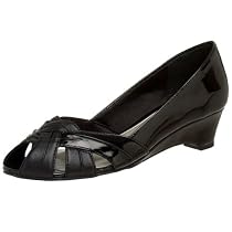 Easy Street Women's Harmony Pump