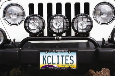 KC HiLiTES 7401 Front End Lite Bar - Jeep Wrangler TJ 1997-2006 / Black Powder Coat / 3-Tab KC HiLiTES 7401 Front End Lite Bar - Jeep Wrangler TJ 1997-2006 / Black Powder Coat / 3-Tab