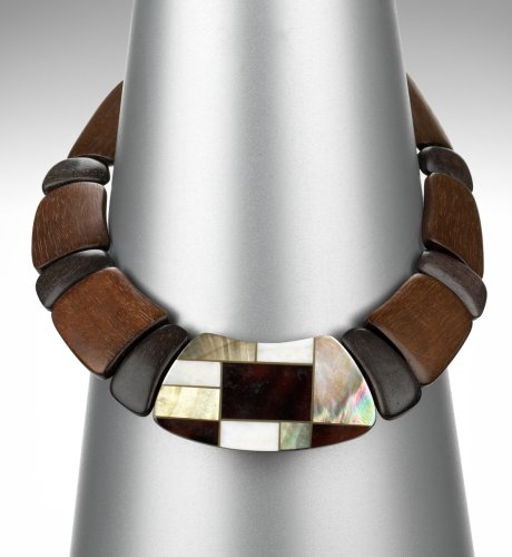 Africa Design Choker