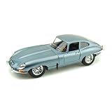 1961 Jaguar E Type Coupe 1 18 RED by Collectable Diecast