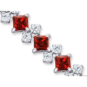 Distinctive Design 13.50 carats total weight Princess Cut Garnet White CZ... by Peora