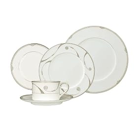 Royal Doulton Trendsetter 5-Piece Bone China Place Setting, Service for 1 by Royal Doulton