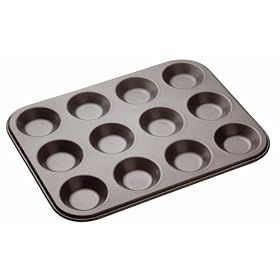 Master Class Non-Stick Twelve Hole Shallow BunT in 32 cm x 24 cm