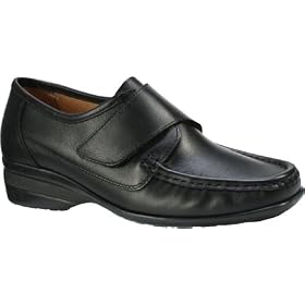 Click here to buy Spring Step Women's Kirby Moccasins by Spring Step.