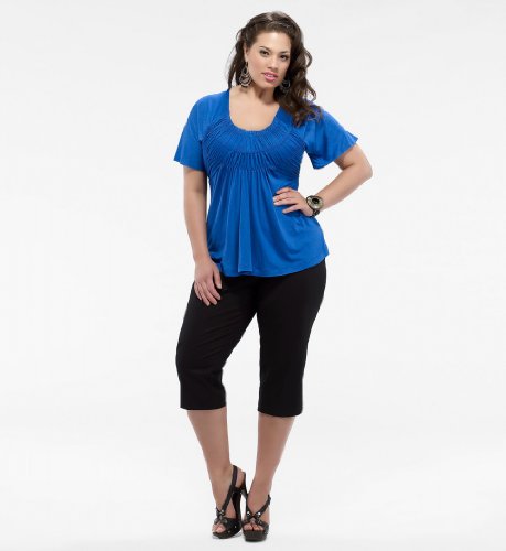 Kiyonna Clothing Plus Size Coffee House Capris in Black Noir - Size 5X Kiyonna 