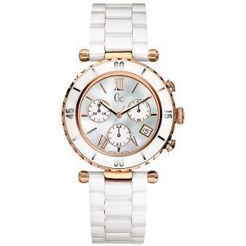 Guess - Montre Femme Gc Guess Collection Diver - Chrono Chic I47504M1 - Mouvement Quartz Guess - Montre Femme Gc Guess Collection Diver - Chrono Chic I47504M1 - Mouvement Quartz