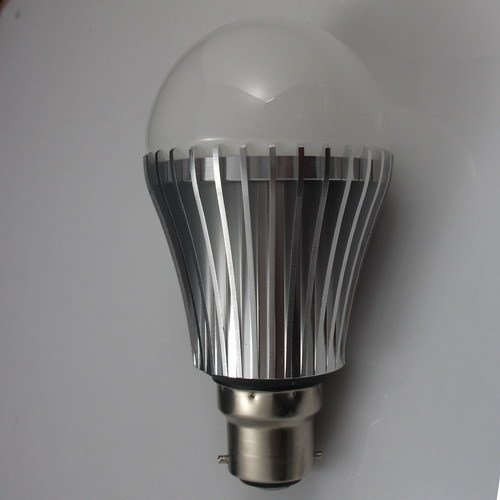 B22 BC 9W 84-SMD LED Bulb Warm White, 75W Equivalent 