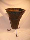 CONE SHAPED PLANTER ON 3 CURVED LEG - B0017YKV0W
