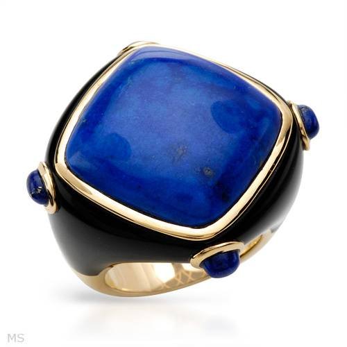 Yellow Gold Lapis Lazulis Ladies Ring. Ring Size 6. Total Item weight 21.6 g.