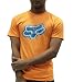 Klassisches Shirt mit Logoprint auf der Brust, der aussieht wie ein aufgeklebter Sticker. 
Bewundernde Betrachtung inklusive. 100% Baumwolle