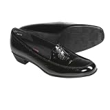 Munro American Lauren Loafer Shoes (For Women)
