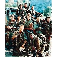 TONY BECKER AS CPL. DANIEL 'DANNY' PERCELL, DAN GAUTHIER AS LT. JOHN MCKAY, TERENCE KNOX AS SGT. ZEKE ANDERSON, KEVIN CONROY AS CAPT. RUSTY WALLACE FROM TOUR OF DUTY #1 - IN FARBE - Filmfoto - (Poster) PLAKATE - 25x20" (60x50cm)