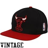 Chicago Bulls Mitchell & Ness Black Throwback Vintage Snap Back Hat