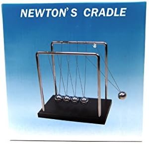 Newtons Cradle - Large by Golden Island Int
