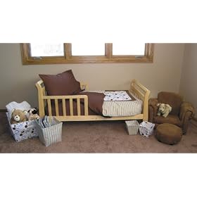 Toddler Bedding 4Pc- Cocoa Dots Print, Quilt: 41.5" X 59"; Flat Sheet: 44" X 47.5"'; Fitted Sheet: 26" X 47"; Pillowcase: 20" X 29"
