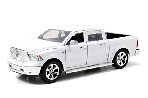 Jada Just Truck Series: 2014 Dodge Ram 1500 1:24 Scale (White)