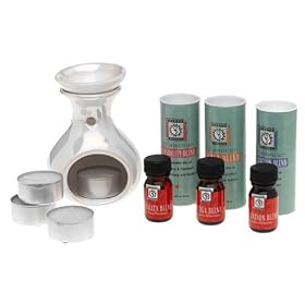 Aromavera Starter Kit 8-piece-Ceramic Diffuser, Oils, and Candles.