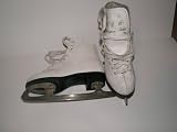 CCM Champion Deluxe White Figure Ice Skates - Size 1.0