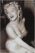 Marilyn Monroe - Personality (Sitting In Cocktail Dress) (Size: 24" x 36")