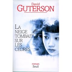 La neige tombait sur les c�dres