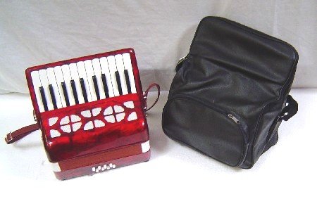 Childrens Toyshop  Musical Instruments : Crystalcello AD200 22 Key 8 Bass Piano Accordion with Carrying Bag