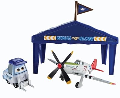 Disney Planes Pit Row Gift Pack Judge Davis