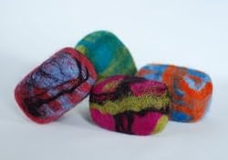 Spiderfelt Aloe Soap Felt Felting Kit Beginner w/ Wool Roving Soap