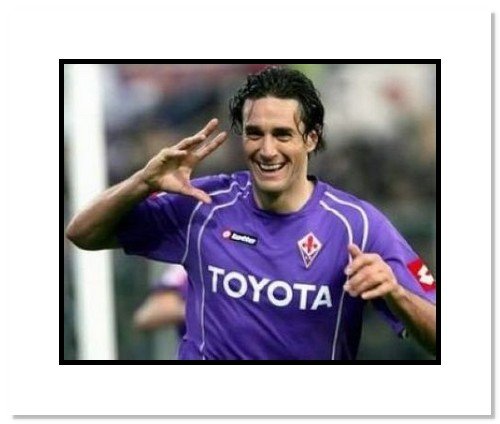 Luca Toni Fiorentina Double Matted 8x10 Photograph
