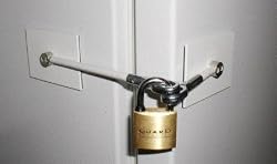 Refrigerator Door Lock