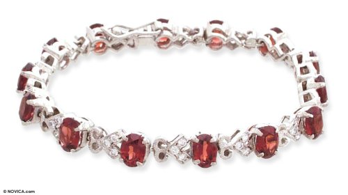 Garnet bracelet, 'Ravishing Red' 0.3 W 7.1 L