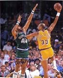 Signed Abdul-Jabbar, Kareem (Los Angeles Lakers) 8x10 Photo Photo