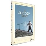 A serious manpar Michael Stuhlbarg